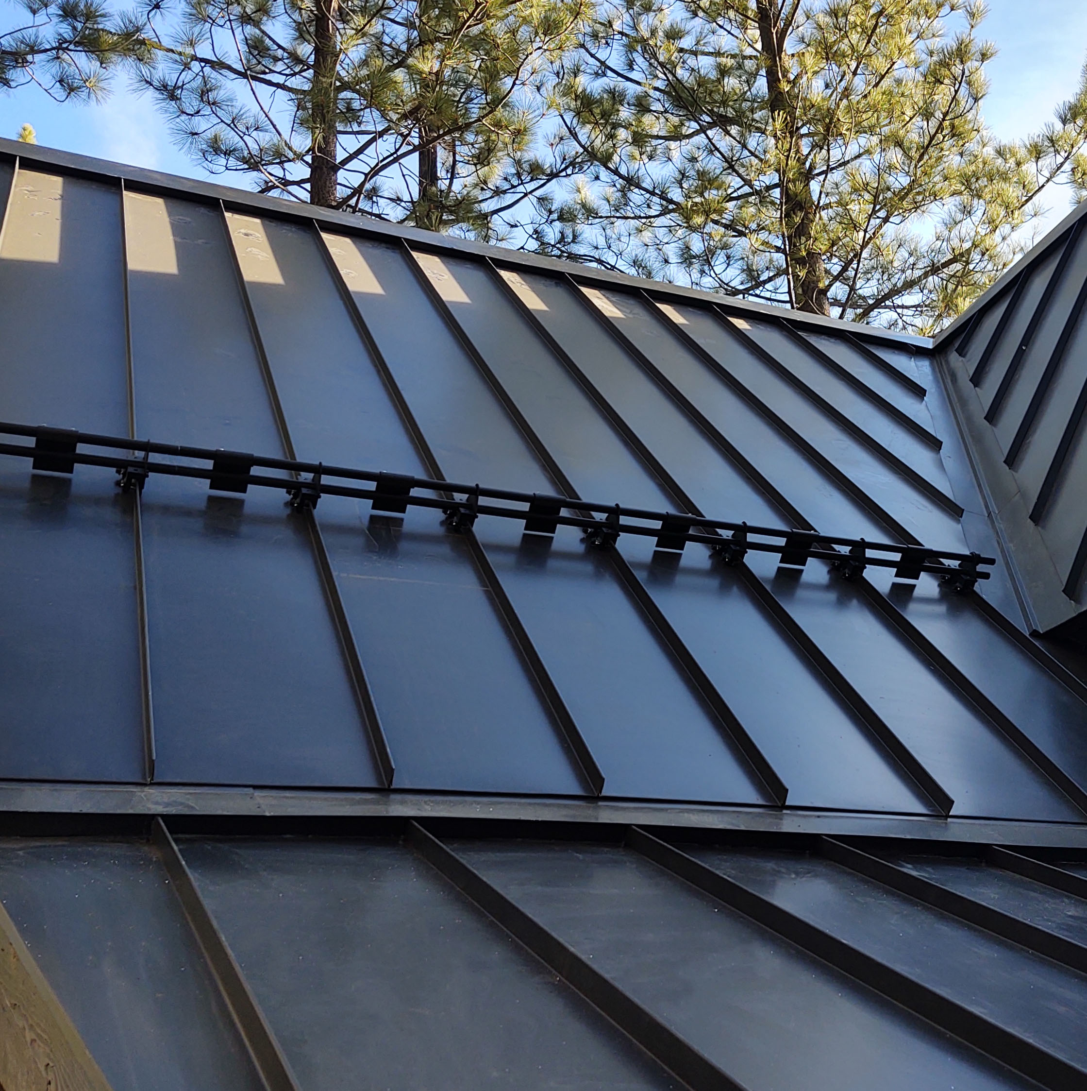 Standing Seam or Metal Shingles in Chesterfield, IN?